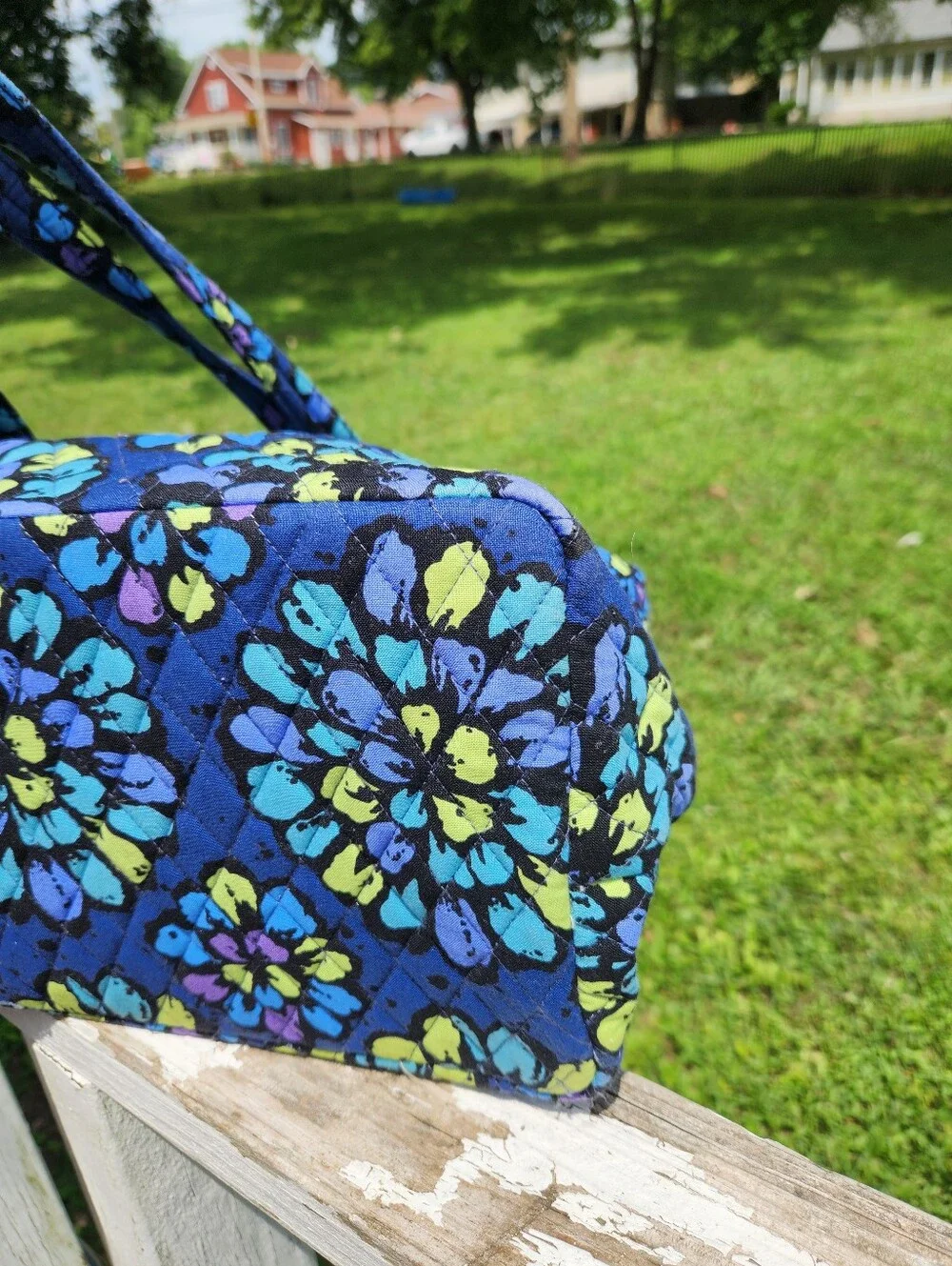 Vera Bradley Large Quilted Tote Bag In Retired Indigo Pop Pattern EUC
